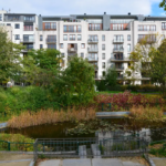 La grande marre et les logements sociaux modernes